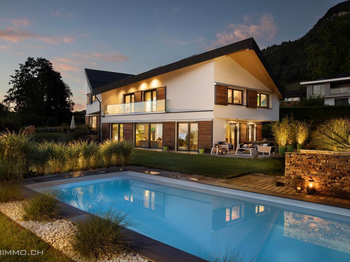 Montreux Holiday Home Zewnętrze zdjęcie