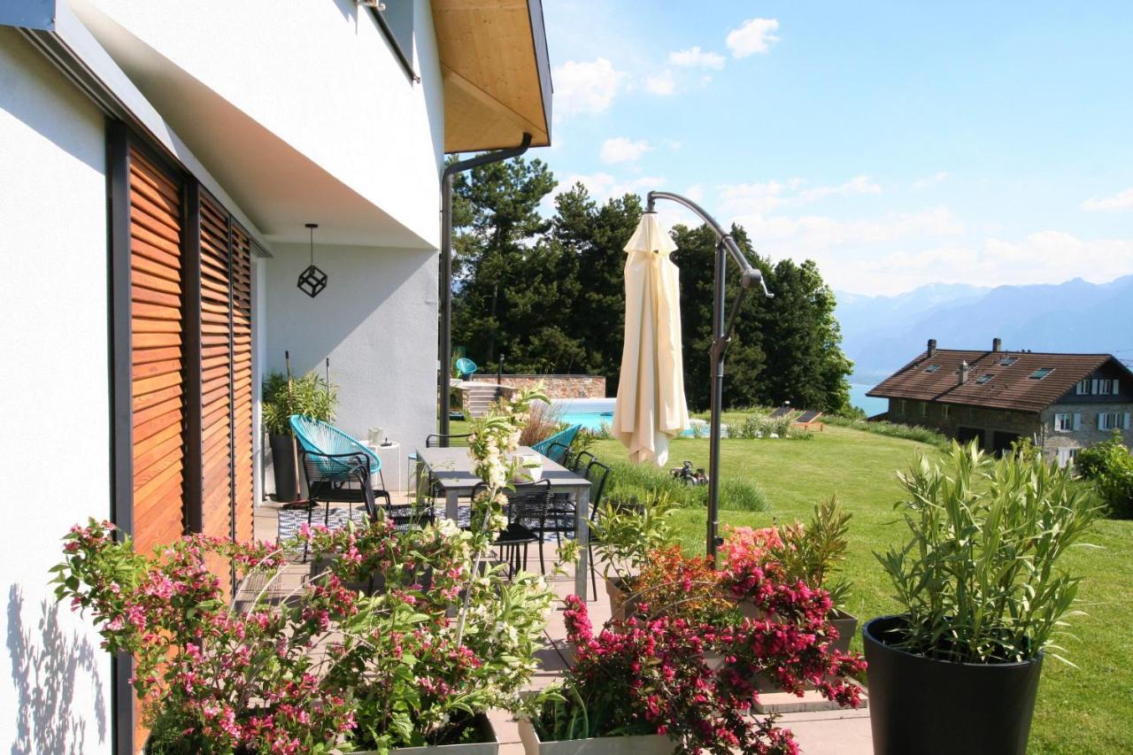 Montreux Holiday Home Zewnętrze zdjęcie