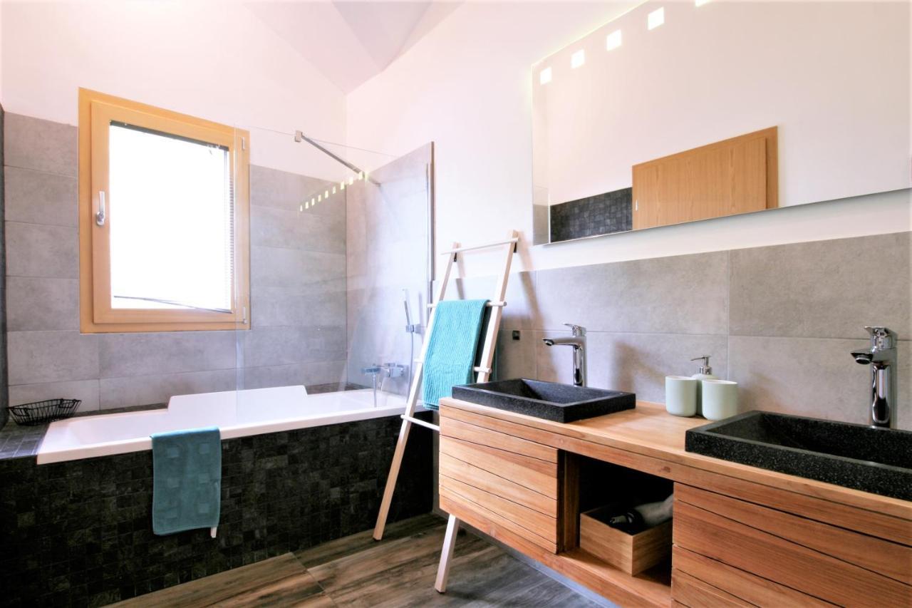 Montreux Holiday Home Zewnętrze zdjęcie