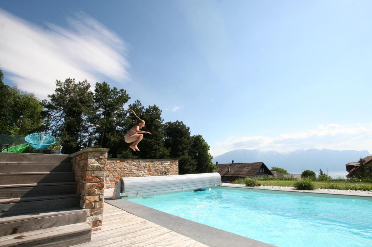 Montreux Holiday Home Zewnętrze zdjęcie