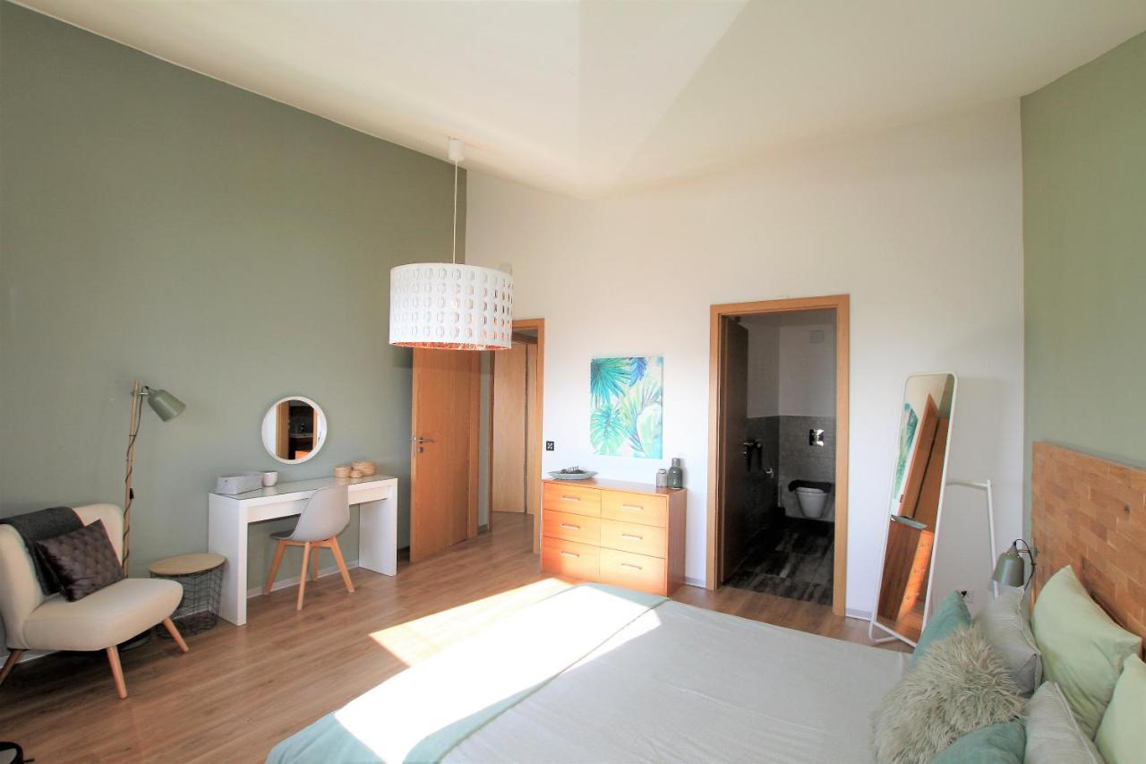 Montreux Holiday Home Zewnętrze zdjęcie