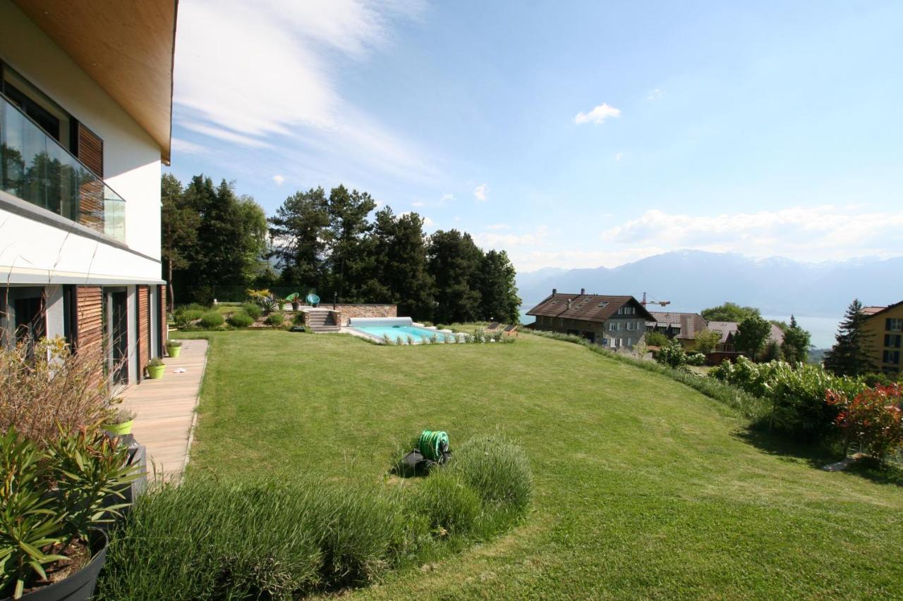 Montreux Holiday Home Zewnętrze zdjęcie