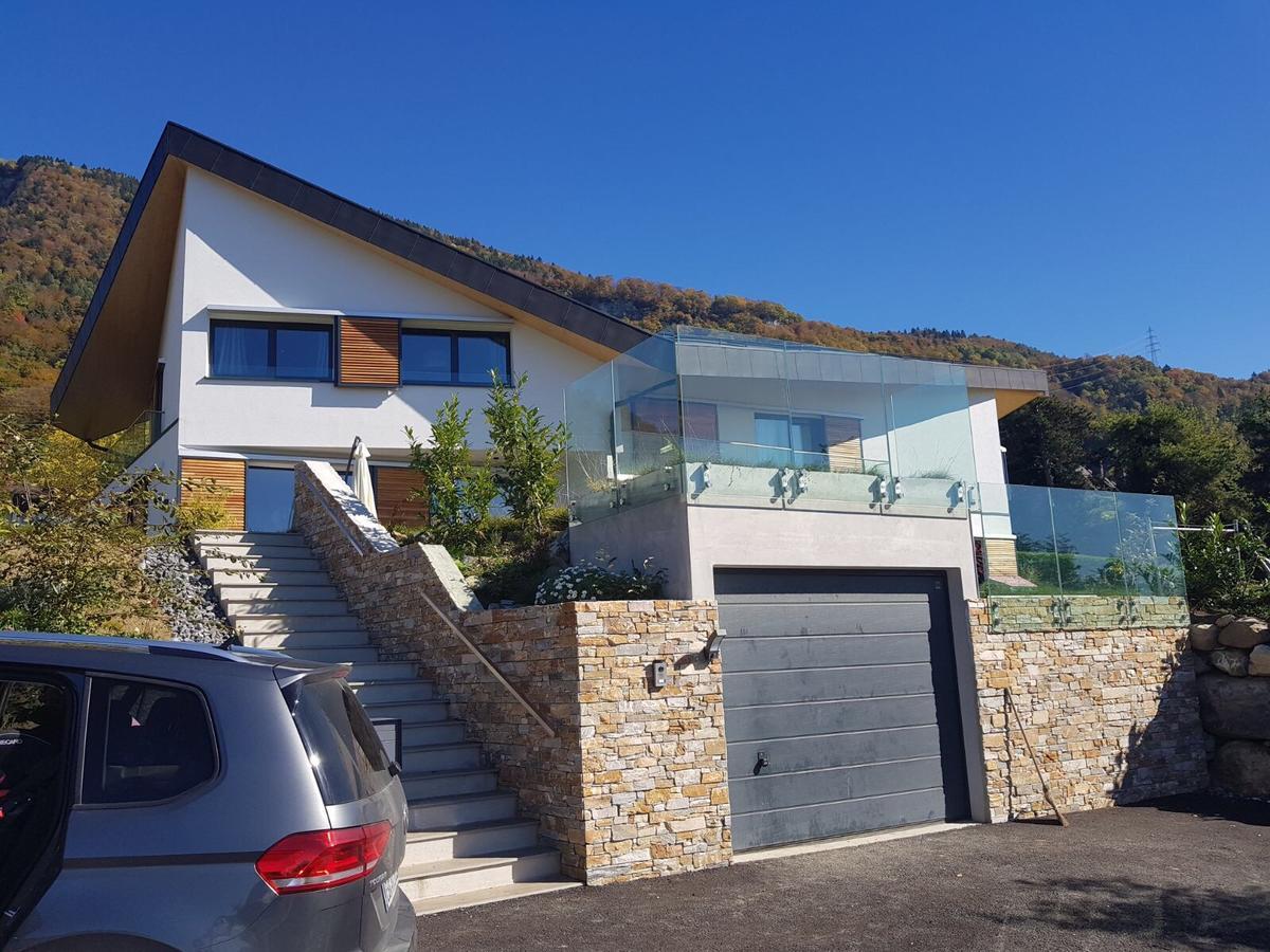 Montreux Holiday Home Zewnętrze zdjęcie